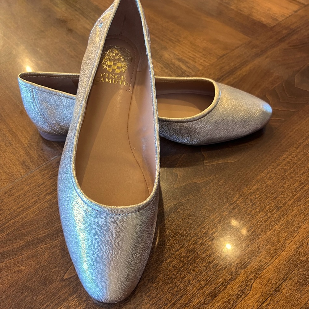 Vince Camuto gold metallic flats